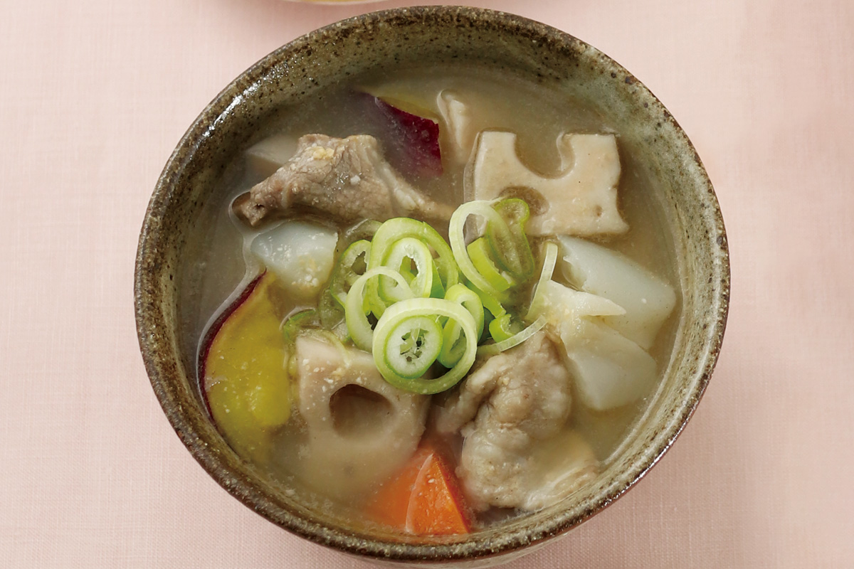 根菜たっぷり豚汁
