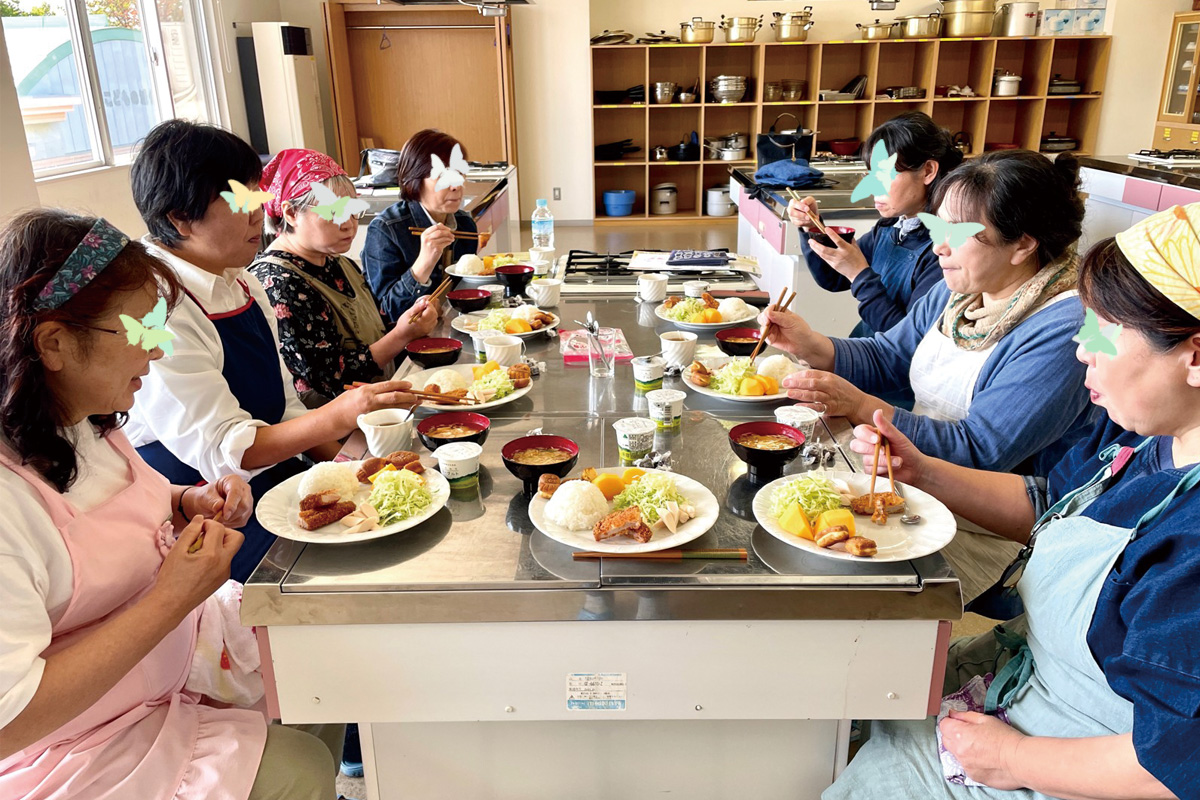 組合員試食会の様子