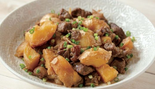 牛肉と揚げじゃがいもの甘辛煮