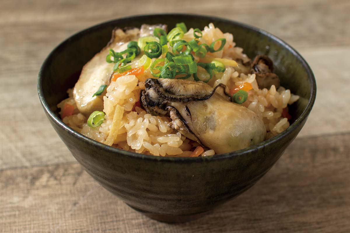 しょうが香るかきの炊き込みご飯