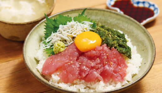 しらすまぐろ丼