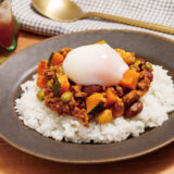 豆と野菜のドライカレー