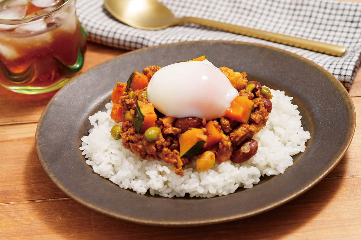 豆と野菜のドライカレー