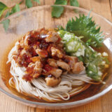 鶏モモ肉のさっぱりジュレ麺