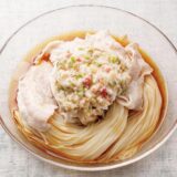 豚しゃぶと梅オクラのたたきそうめん
