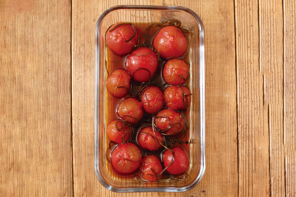 トマトと塩昆布のマリネ