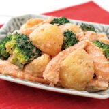 えびとブロッコリーのオーロラポテト