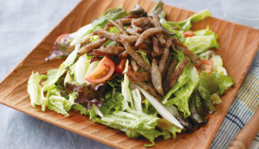 カリっとボロニアソーセージのサラダ