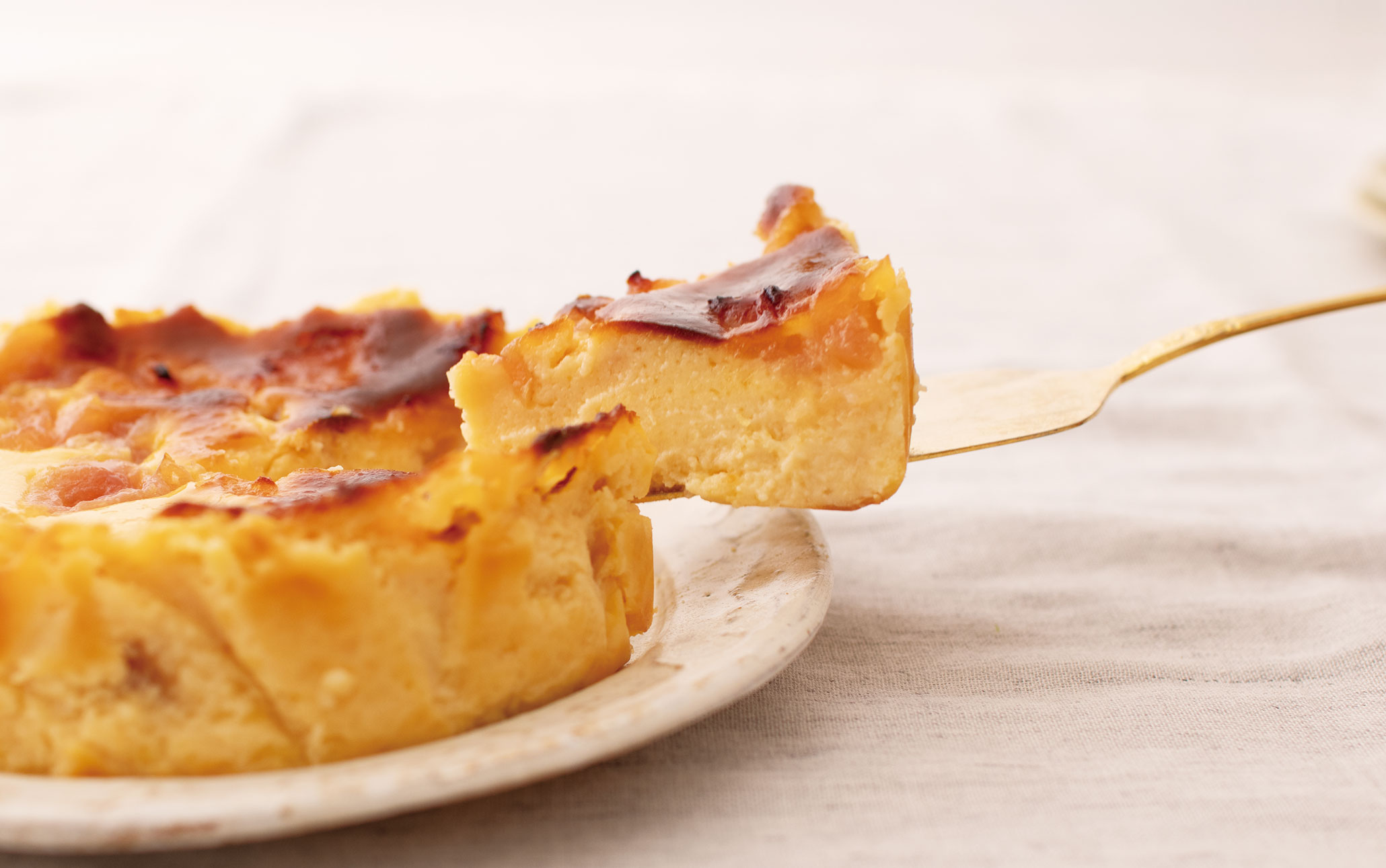 紅玉ジャムのベイクドチーズケーキ