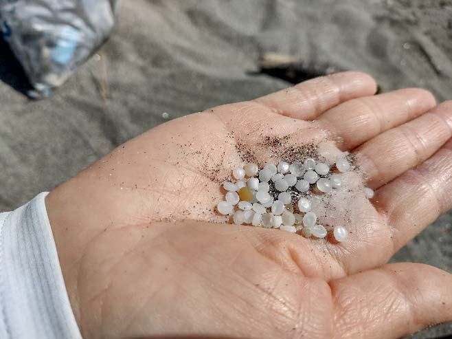 プラスチック原料になるレジンペレット