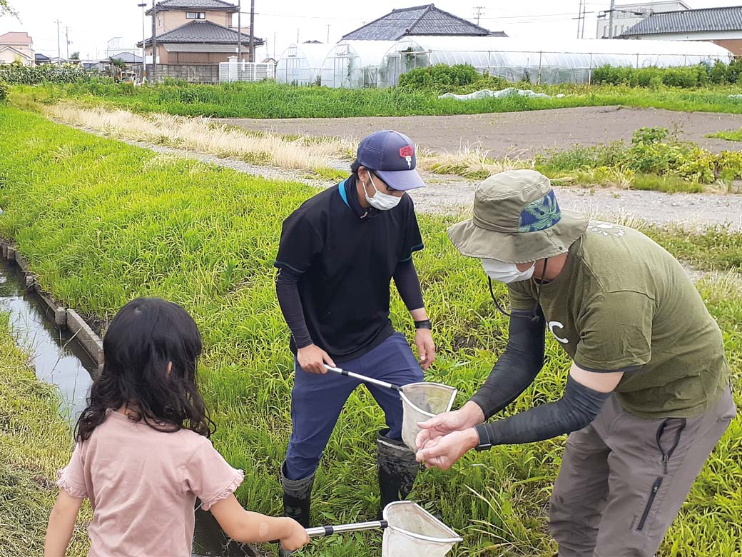 生産者の阿部さんと工藤さんも一緒に