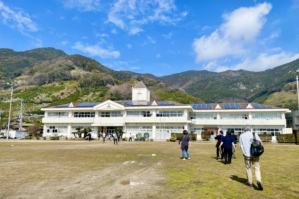 直前まで雨だったのがウソみたいな青空!