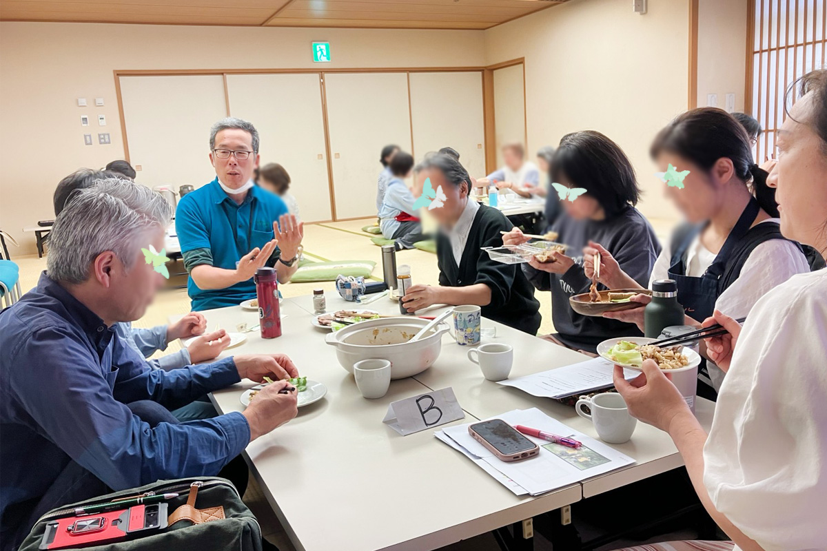 試食をいただきながら産直肉について語り合い