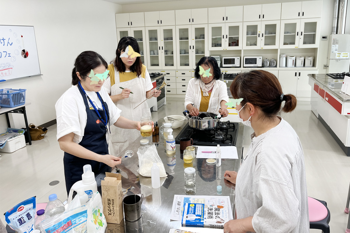 色々な石けんの使い方を学びました
