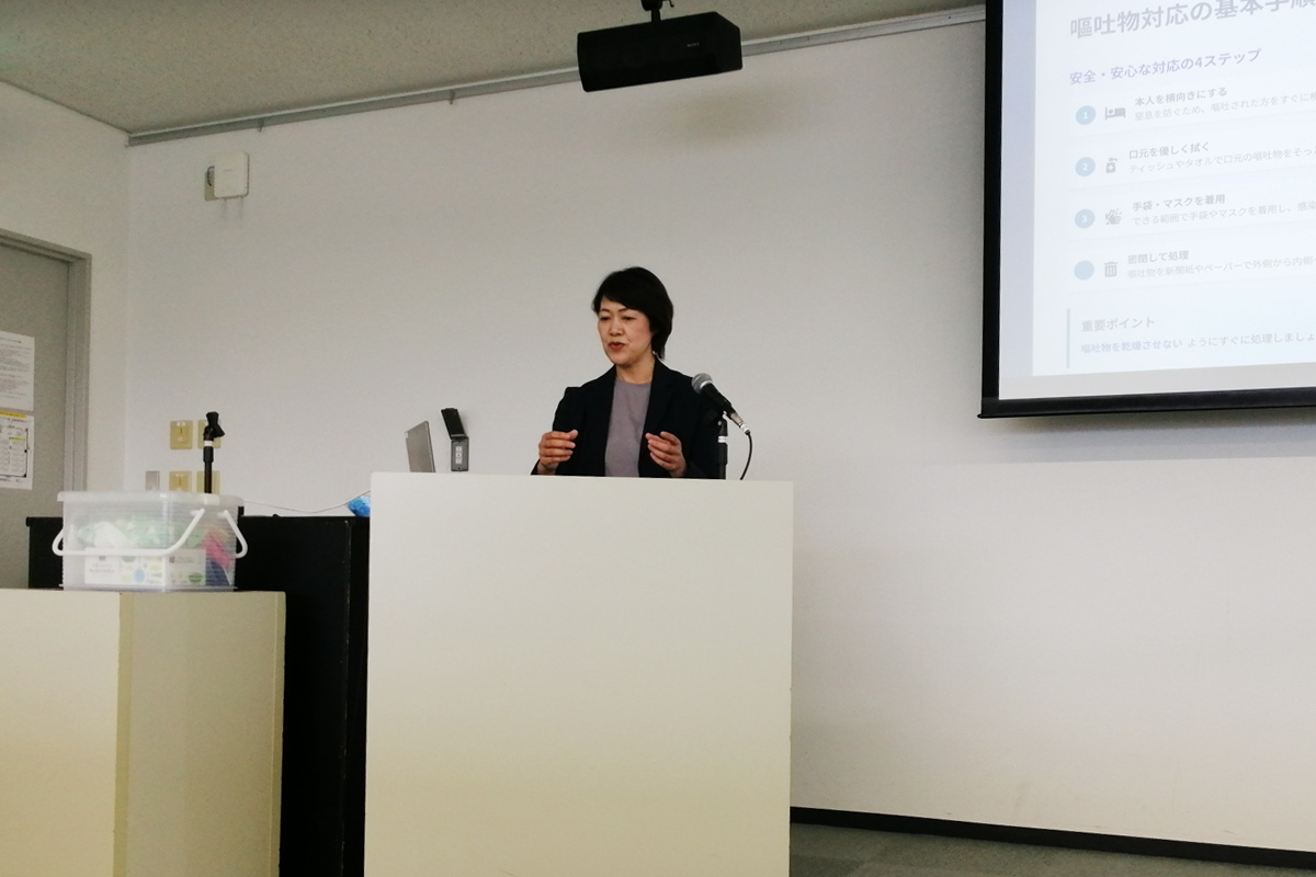 講師の高橋栄子さん