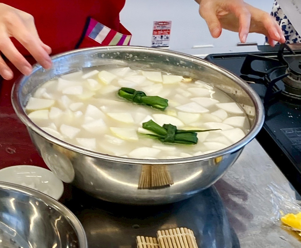 トンチミでスープ作り