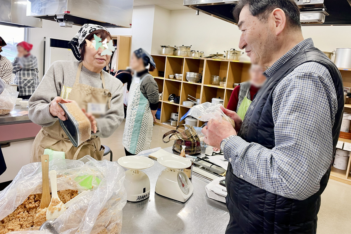 専務、詰め方のコツを教えてください!