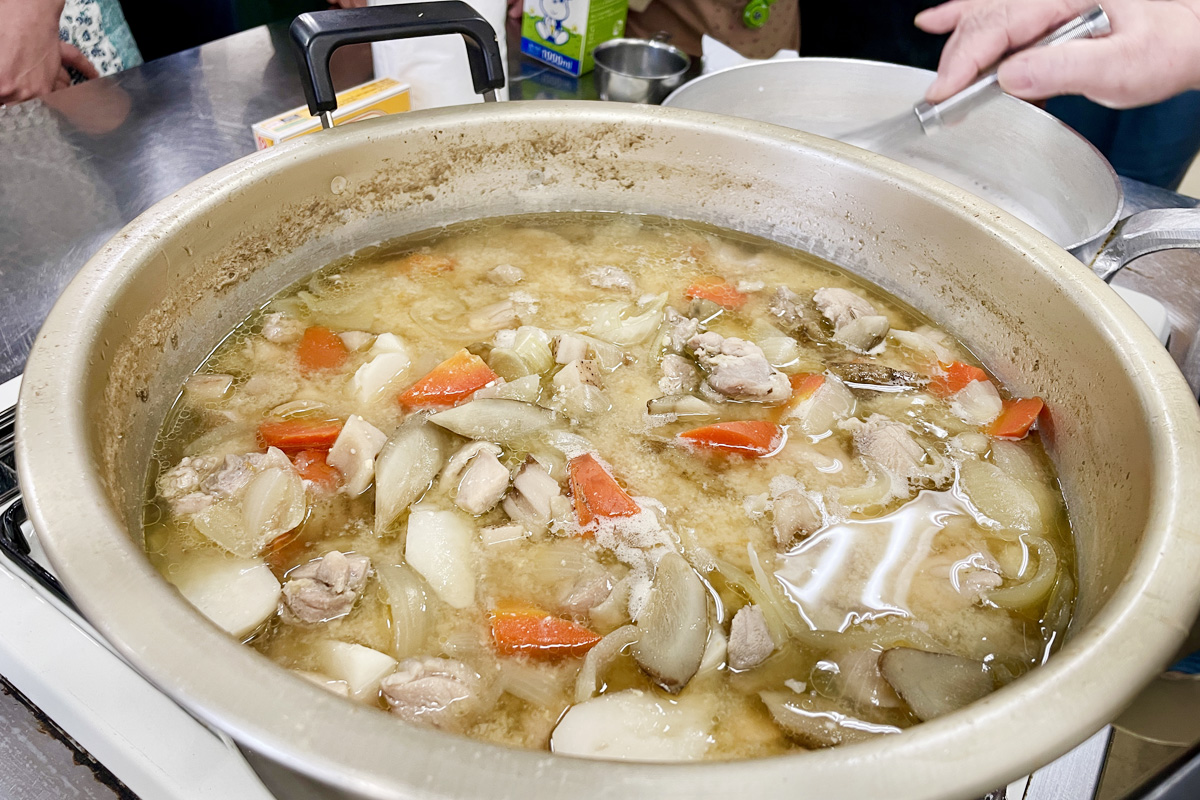 ここまでだと煮物が豚汁のよう笑