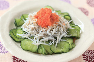 人参おろしとしらすの酢の物