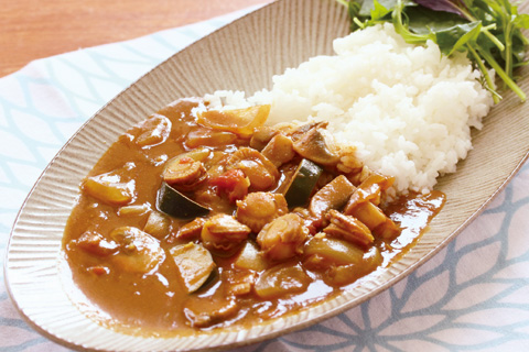 ベビーホタテと夏野菜のスパイシーカレー