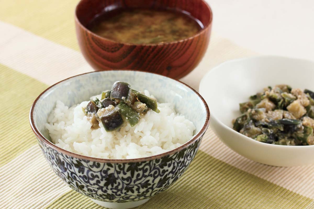 なすとピーマンの野菜みそ