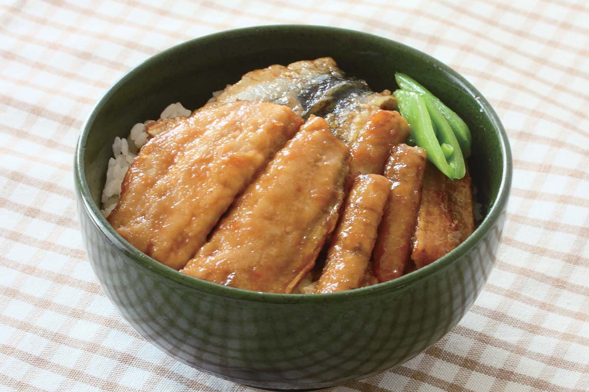 さんまとごぼうの蒲焼丼