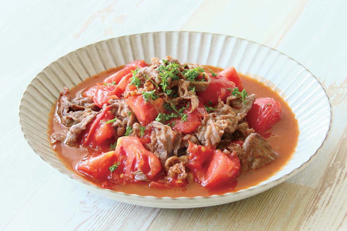トマトと牛肉のガリバタ醤油煮