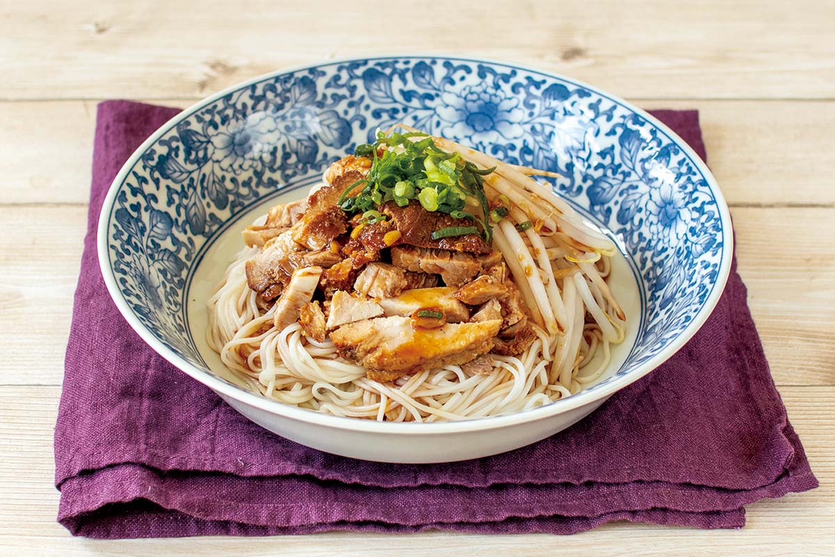 屋台風煮豚の混ぜ麺