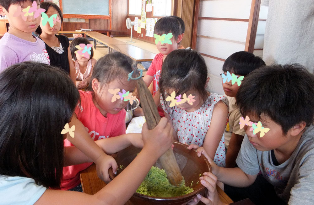 ずんだ餅作り