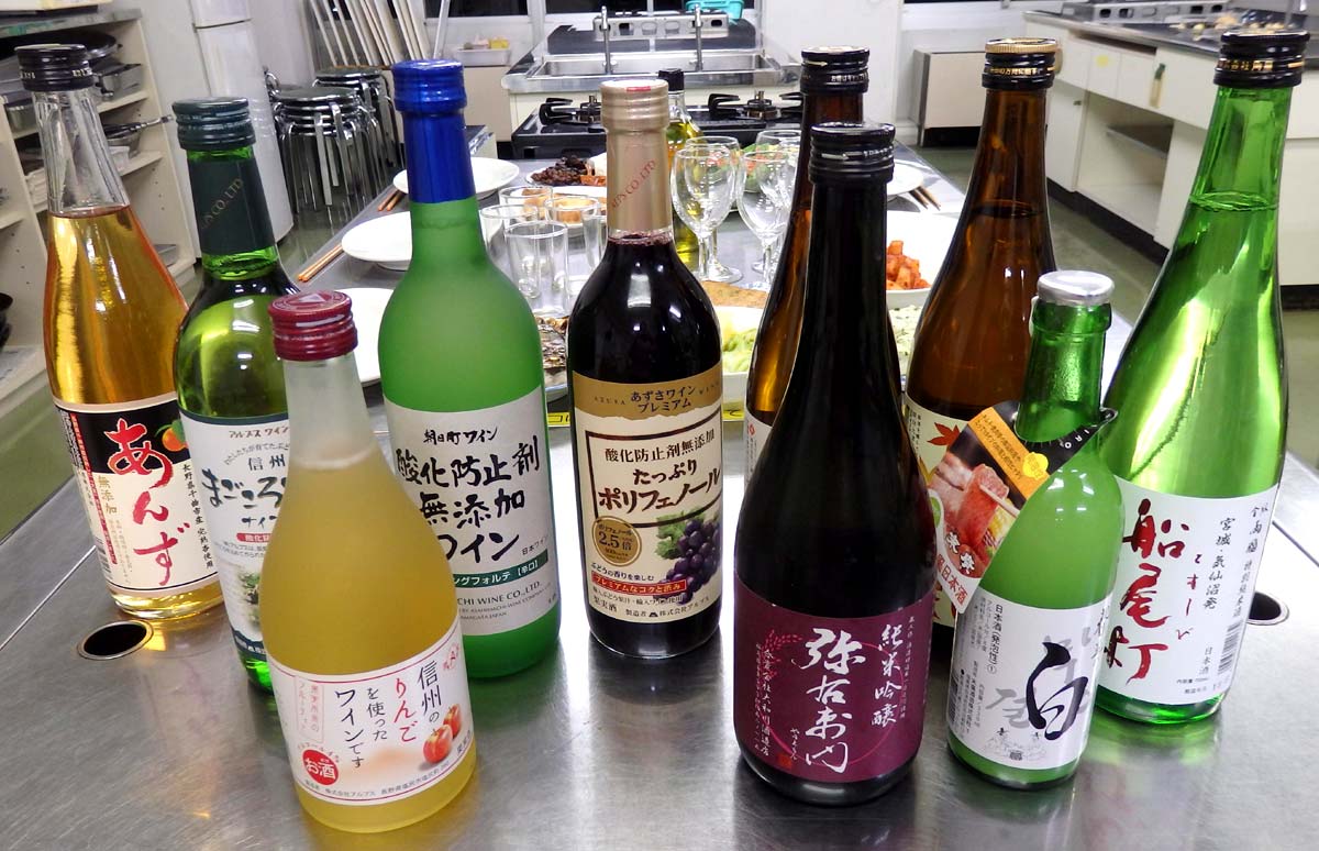 様々なお酒を準備